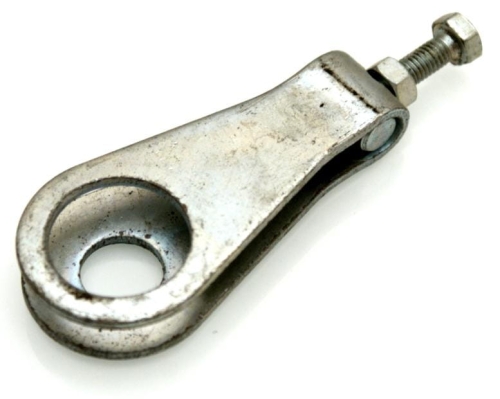 NACIĄG ŁAŃCUCHA NAPĘDOWEGO JAWA 